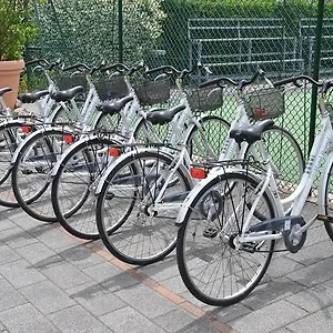 https://bristol.it-tuscanyhotel.com